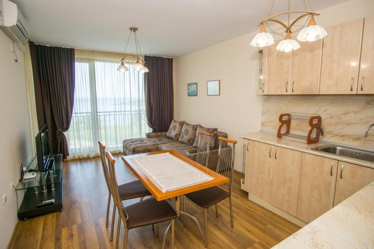 Guest Apartments Stela Tsarevo Exterior foto